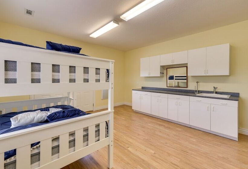 Lakefront Bella Vista Home W/ Game Room & Dock!