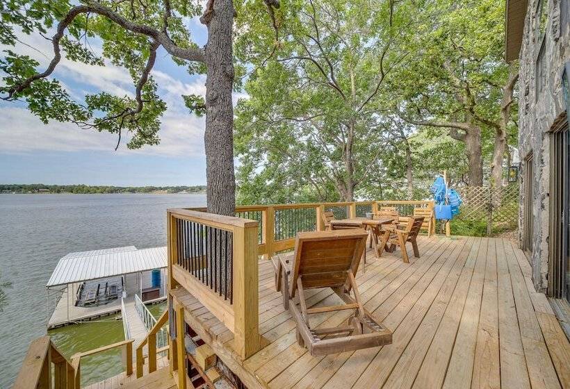 Lakefront Grove Retreat: Private Boat Slip & Dock!