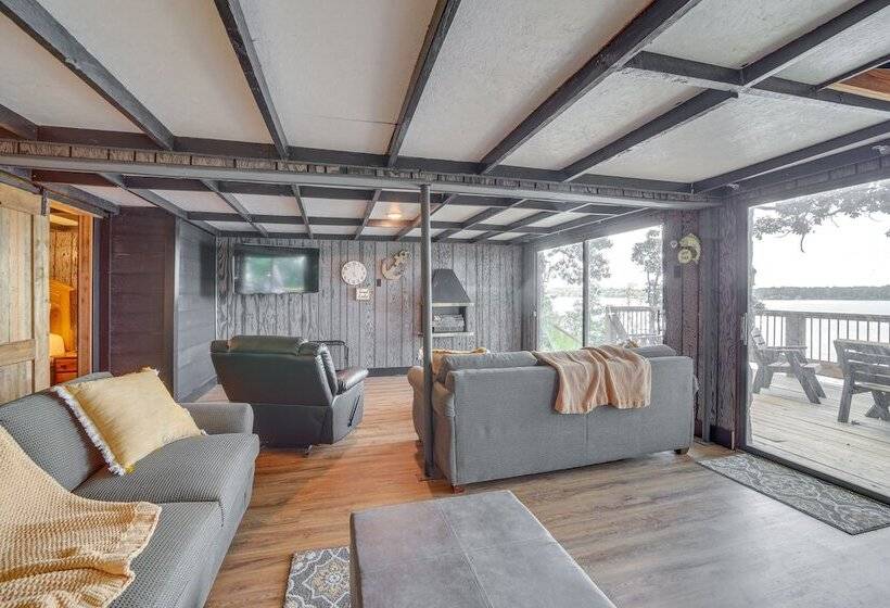 Lakefront Grove Retreat: Private Boat Slip & Dock!