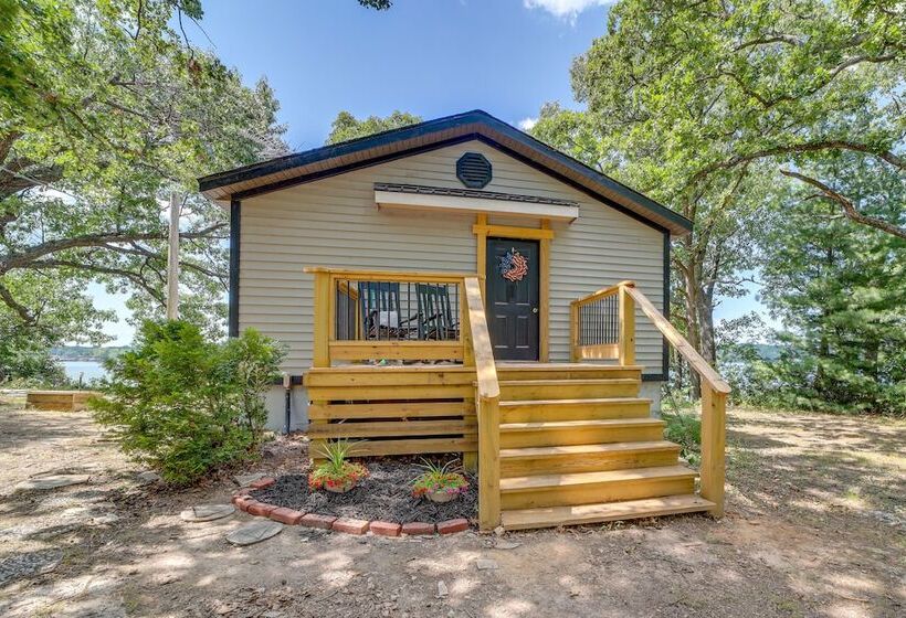 Lakefront Grove Retreat: Private Boat Slip & Dock!
