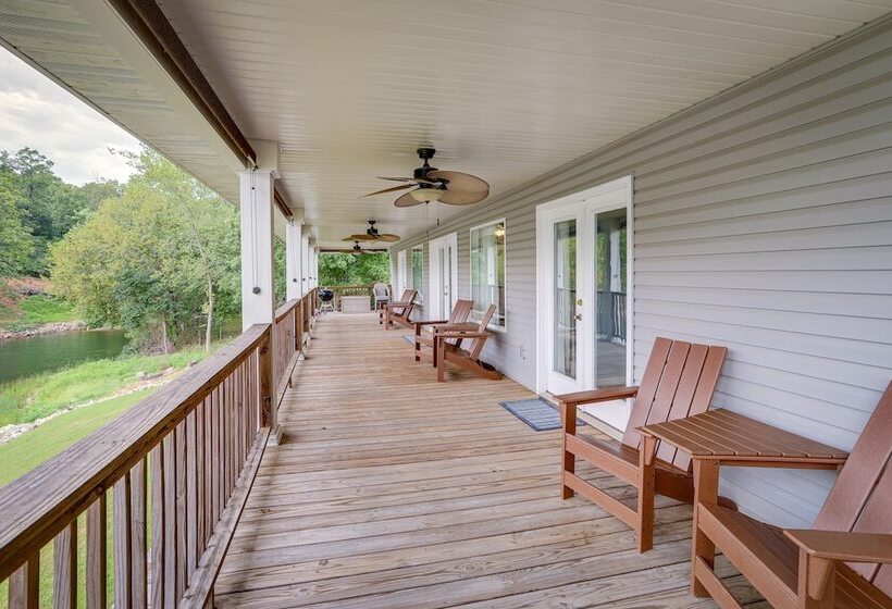 Lakefront Horseshoe Bend Home W/ Boat Dock!