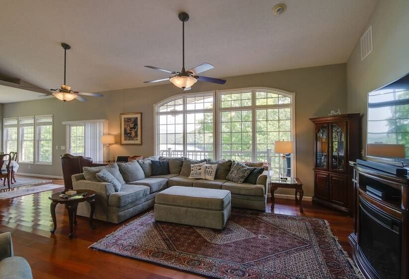 Lakefront Lafollette Home W/ Private Boat Slip!