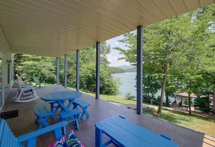 Lakefront Lafollette Home W/ Private Boat Slip!