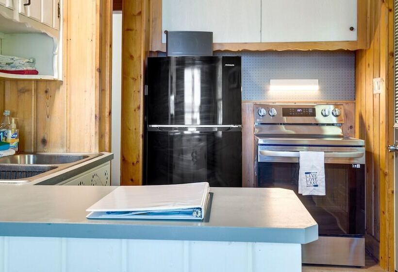 Lakefront Marenisco Cabin W/ Private Dock!