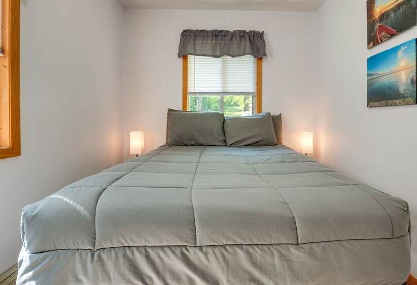 Lakefront Marenisco Cabin W/ Private Dock!