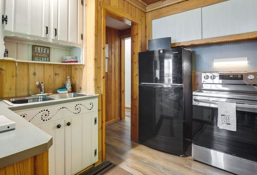 Lakefront Marenisco Cabin W/ Private Dock!