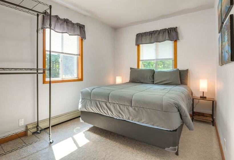 Lakefront Marenisco Cabin W/ Private Dock!