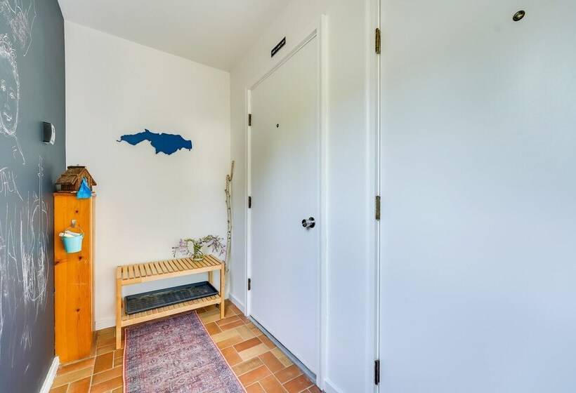 Lakefront Queensbury Home: Kayaks + Boat Dock