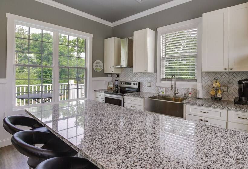 Lakefront Sharps Chapel Retreat W/ Boat Dock!