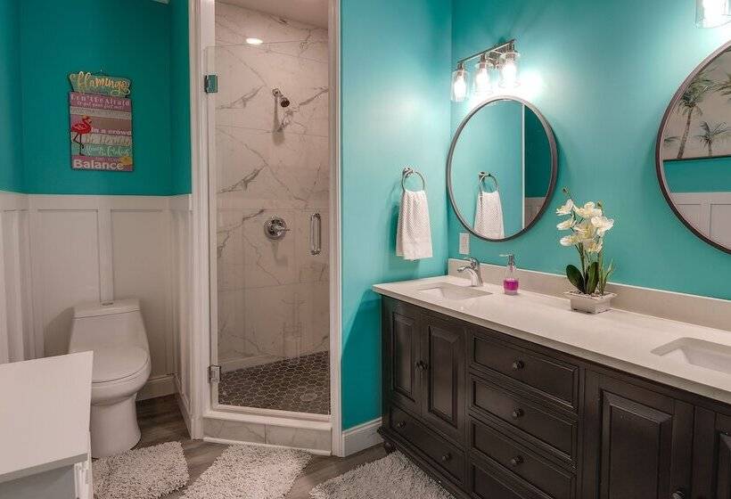 Lakefront Sharps Chapel Retreat W/ Boat Dock!