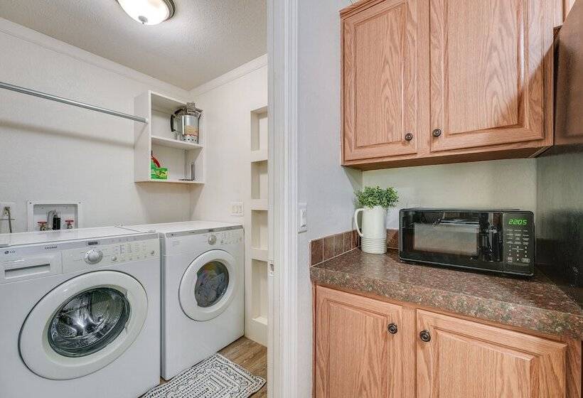 Fire Pit & Stunning Lake Views: Shell Knob Home!