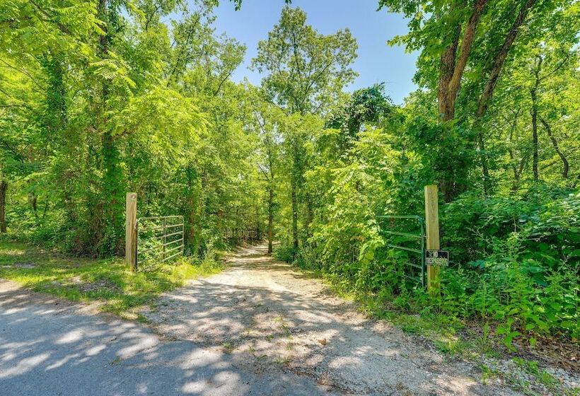 Fire Pit & Stunning Lake Views: Shell Knob Home!
