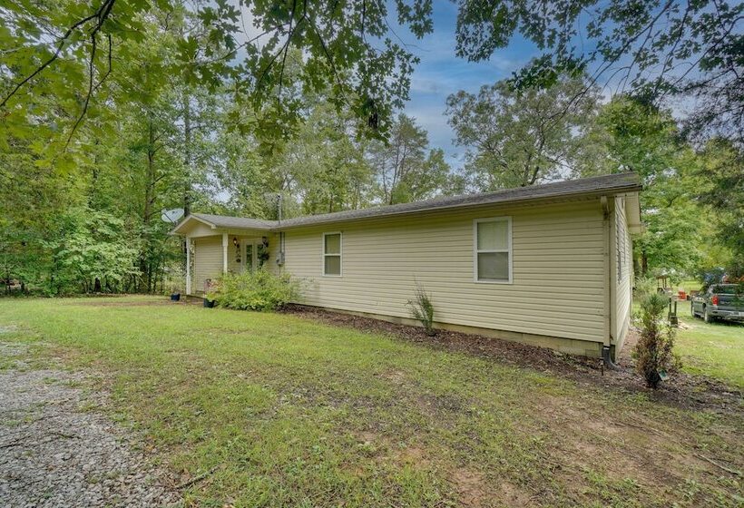 Lakefront Spring City Retreat W/ Boat Dock!