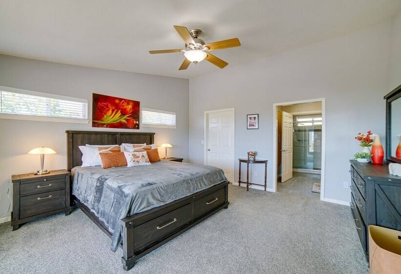 Lakeport Home W/ Stunning Lake & Mountain Views