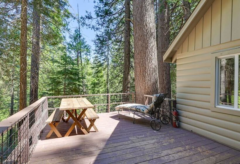 15 Mi To Ski Resort: Cozy Cabin Near Long Barn!