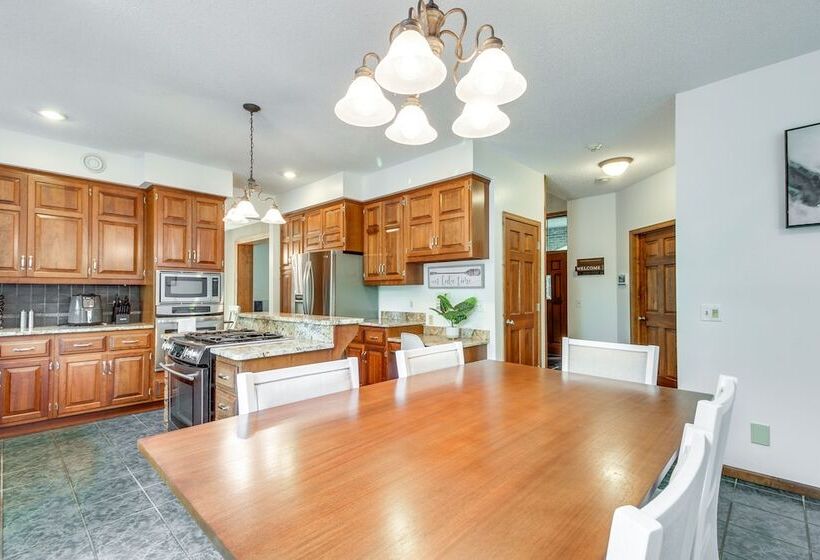 Grand Rapids Retreat W/ Private Boat Dock