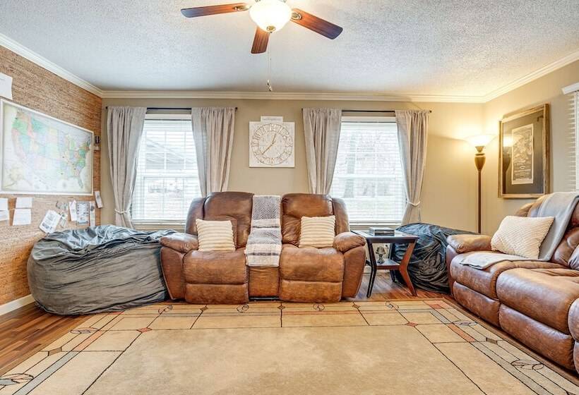 Lynchburg Home W/ Patio   2 Mi To Tims Ford Lake!