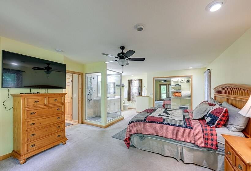Marble Mountainside Escape W/ Wraparound Deck