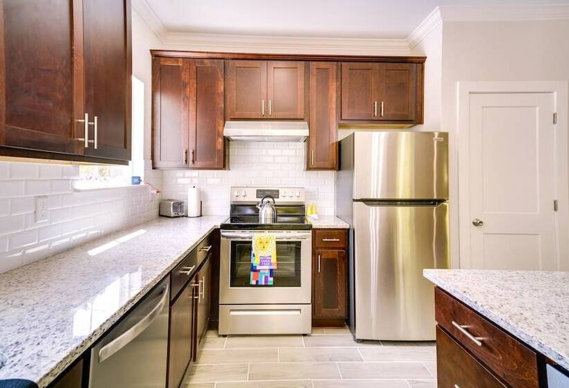 Midcity Mural House In Baton Rouge: 3 Mi To Lsu!