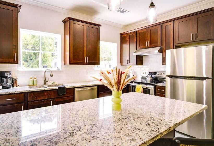 Midcity Mural House In Baton Rouge: 3 Mi To Lsu!