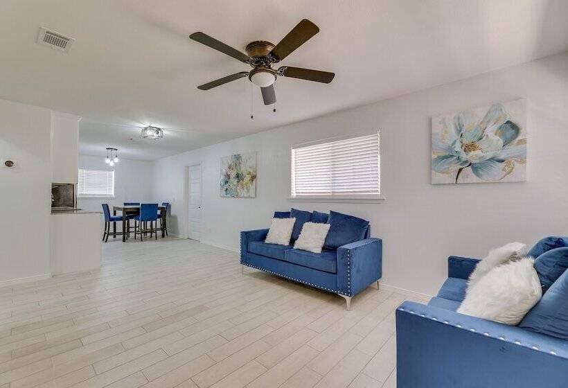 Modern Home In Edinburg: Half Mi Walk To Utrgv!