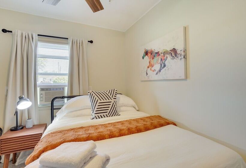 Modern Rapid City Home ~ 3 Mi To Dinosaur Park!