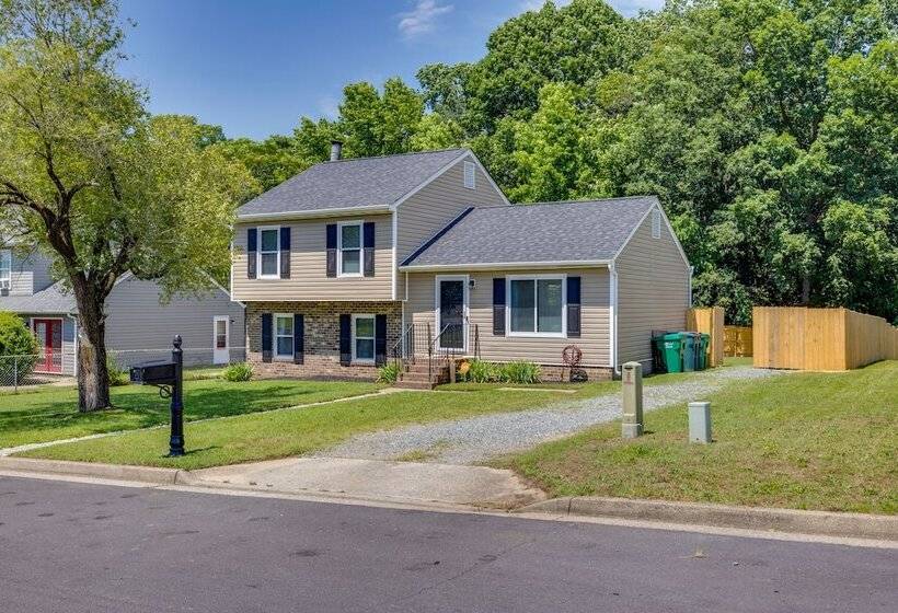 Modern Richmond Home W/ Deck, Close To Downtown!