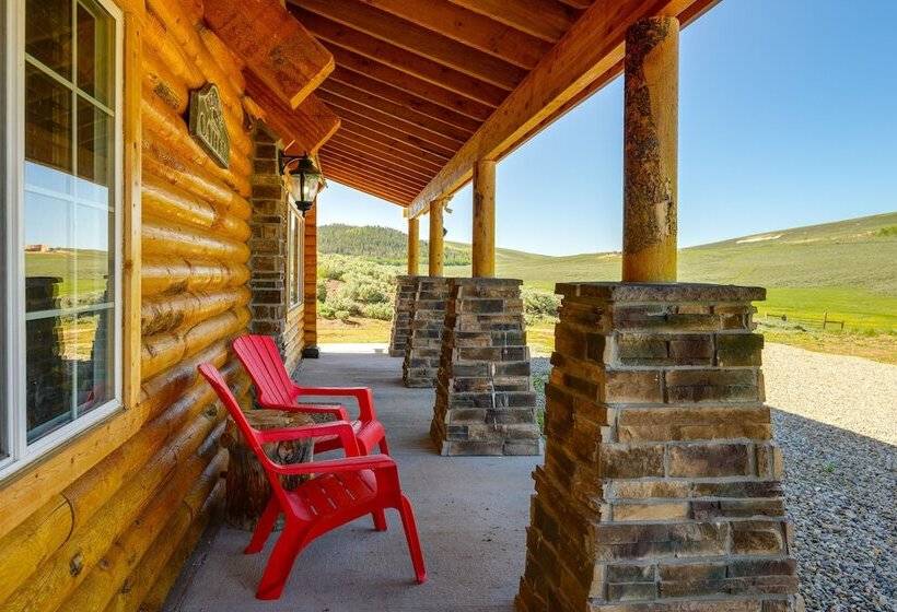 Mountain Cabin In Wyoming Range: Scenic & Remote!