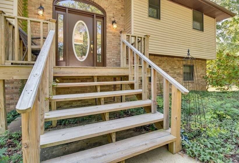 Mountain Home Retreat W/ Balcony & Lake Views!