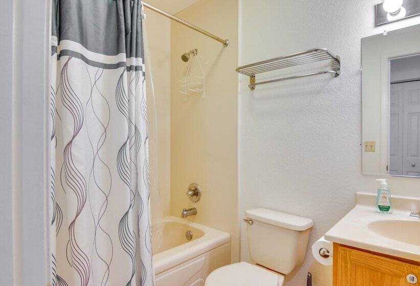 Nautical Family Home W/ Deck, Near Bethany Beach!