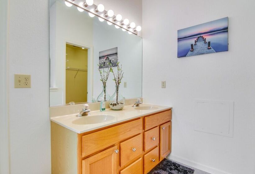 Nautical Family Home W/ Deck, Near Bethany Beach!