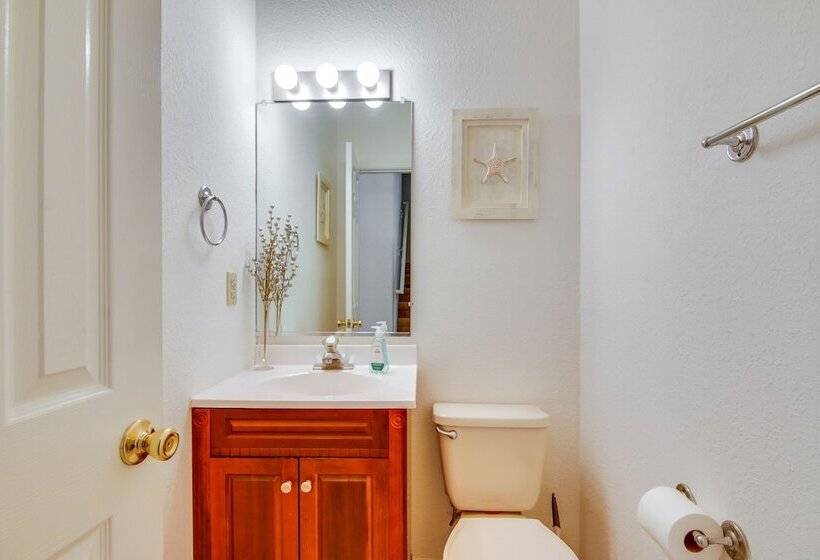 Nautical Family Home W/ Deck, Near Bethany Beach!