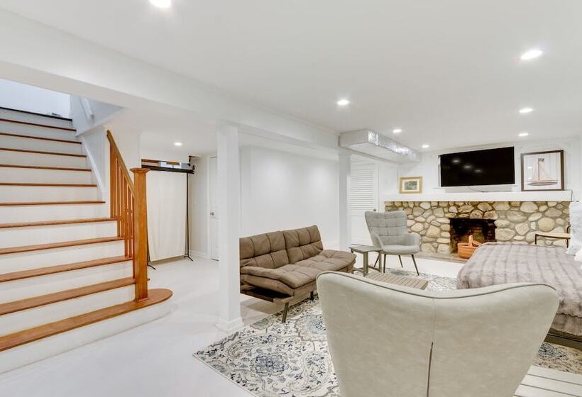 New Milford Lakefront Home: Deck, Pool & Dock!