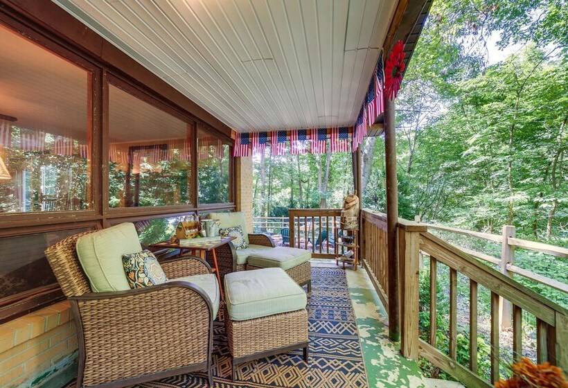 Fire Pit & Mtn Views: North Carolina Abode!