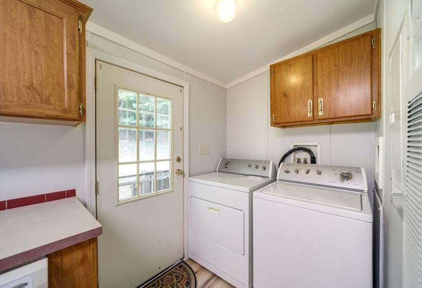 North Carolina Home Near Mountain Biking & Fishing