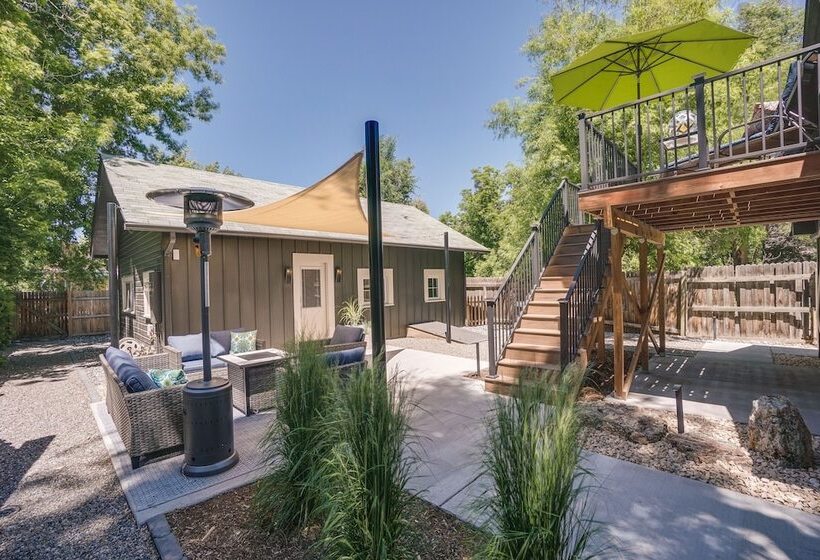 Old Town Carriage House W/ Private Patio