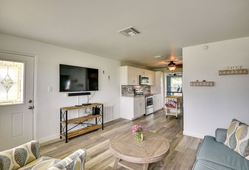 Ormond Beach Vacation Rental: Walk To Beaches!