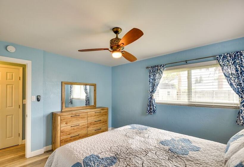 Ormond Beach Vacation Rental: Walk To Beaches!