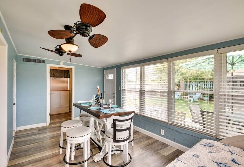 Ormond Beach Vacation Rental: Walk To Beaches!