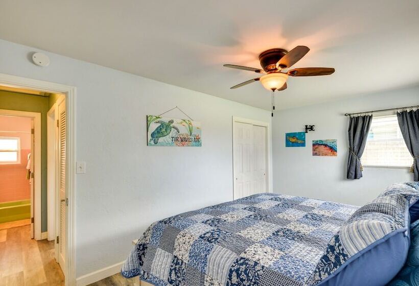 Ormond Beach Vacation Rental: Walk To Beaches!