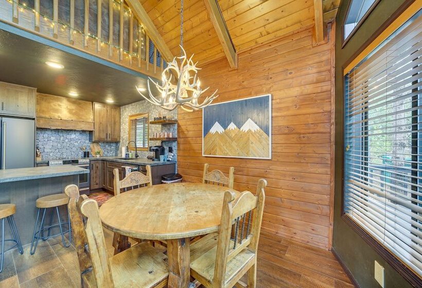 Peaceful Cabin Between Flagstaff & Sedona!