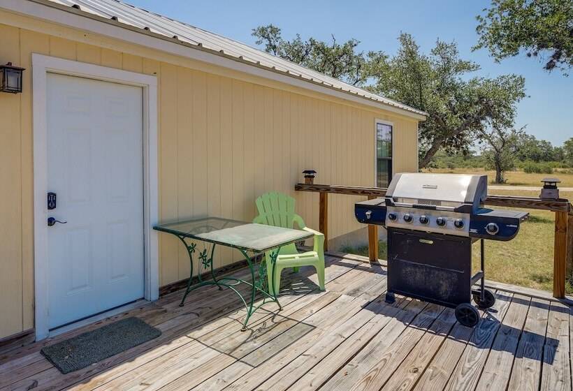 Peaceful & Secluded Bandera Home W/ Deck & Grill!