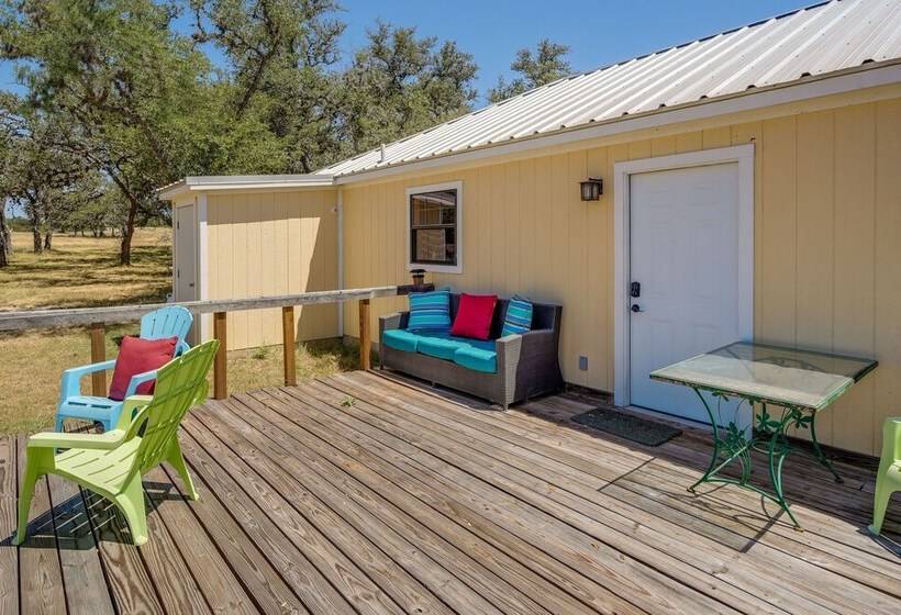 Peaceful & Secluded Bandera Home W/ Deck & Grill!