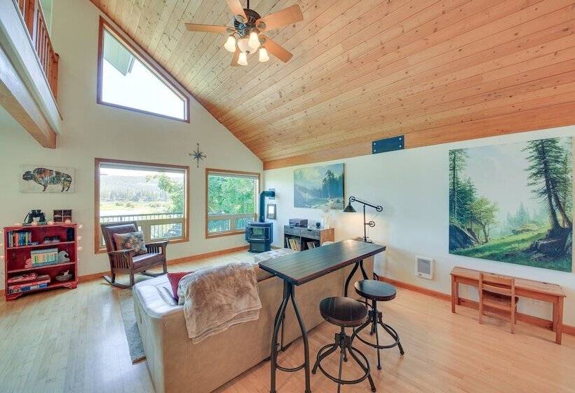 ~ 10 Mi To Newport: Pend Oreille Riverfront Cabin