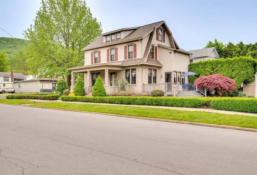 Pennsylvania Abode Near Little League World Series