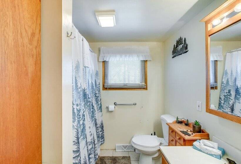 Pet Friendly Arkdale Vacation Rental, 2 Mi To Lake