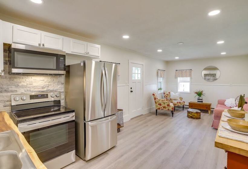 2 Mi To Hagar Beach: Charming Home W/ Fire Pit!