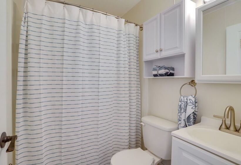 2 Mi To Hagar Beach: Charming Home W/ Fire Pit!