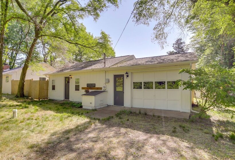 2 Mi To Hagar Beach: Charming Home W/ Fire Pit!