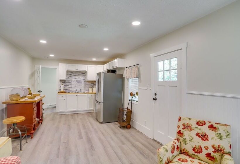 2 Mi To Hagar Beach: Charming Home W/ Fire Pit!